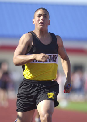 Parkway's Dallas Agner runs his leg of the 400-meter relay during Division III regional track action at Piqua on Wednesday. Parkway's 400-meter relay team qualified for the finals on Friday.<br>dailystandard.com