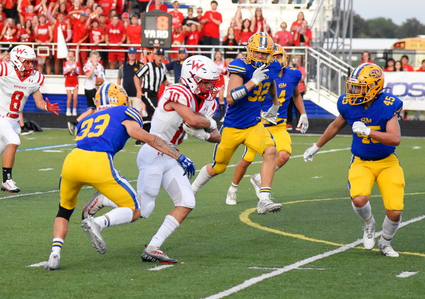 St. Marys vs Wapakoneta football Photo Album | The Daily Standard