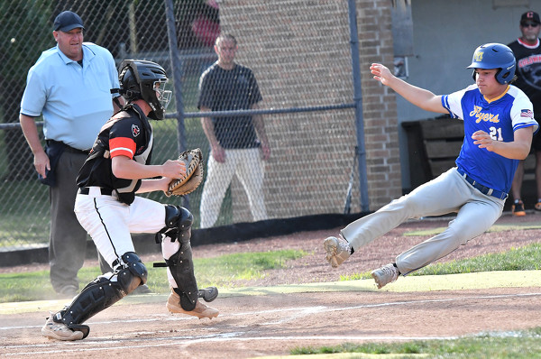 Coldwater vs Marion Local ACME baseball Photo Album | The Daily Standard