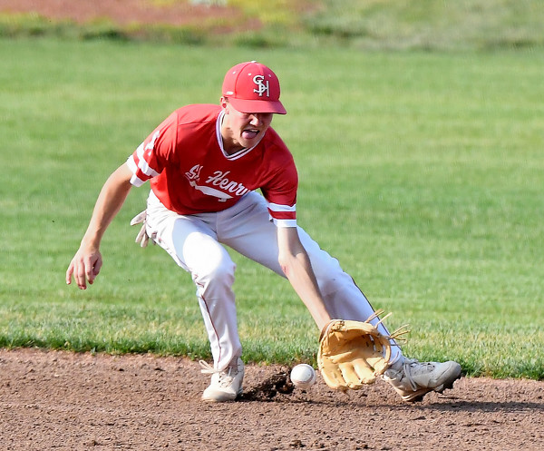 Coldwater vs St. Henry ACME baseball Photo Album | The Daily Standard