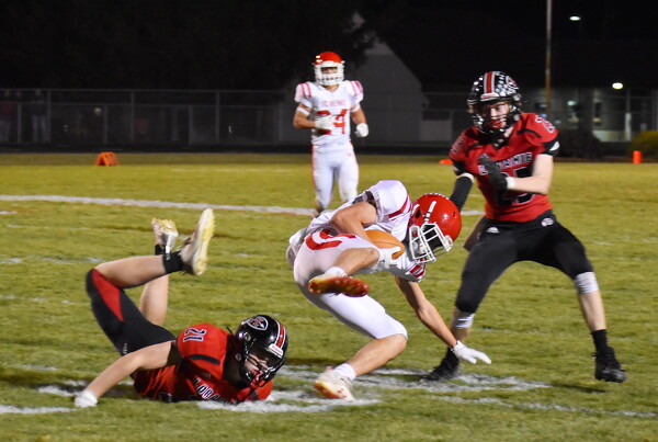 St. Henry vs Fort Loramie football Photo Album | The Daily Standard